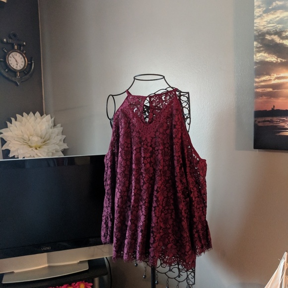 Stitch fix Top🌺✨ - Picture 4 of 6